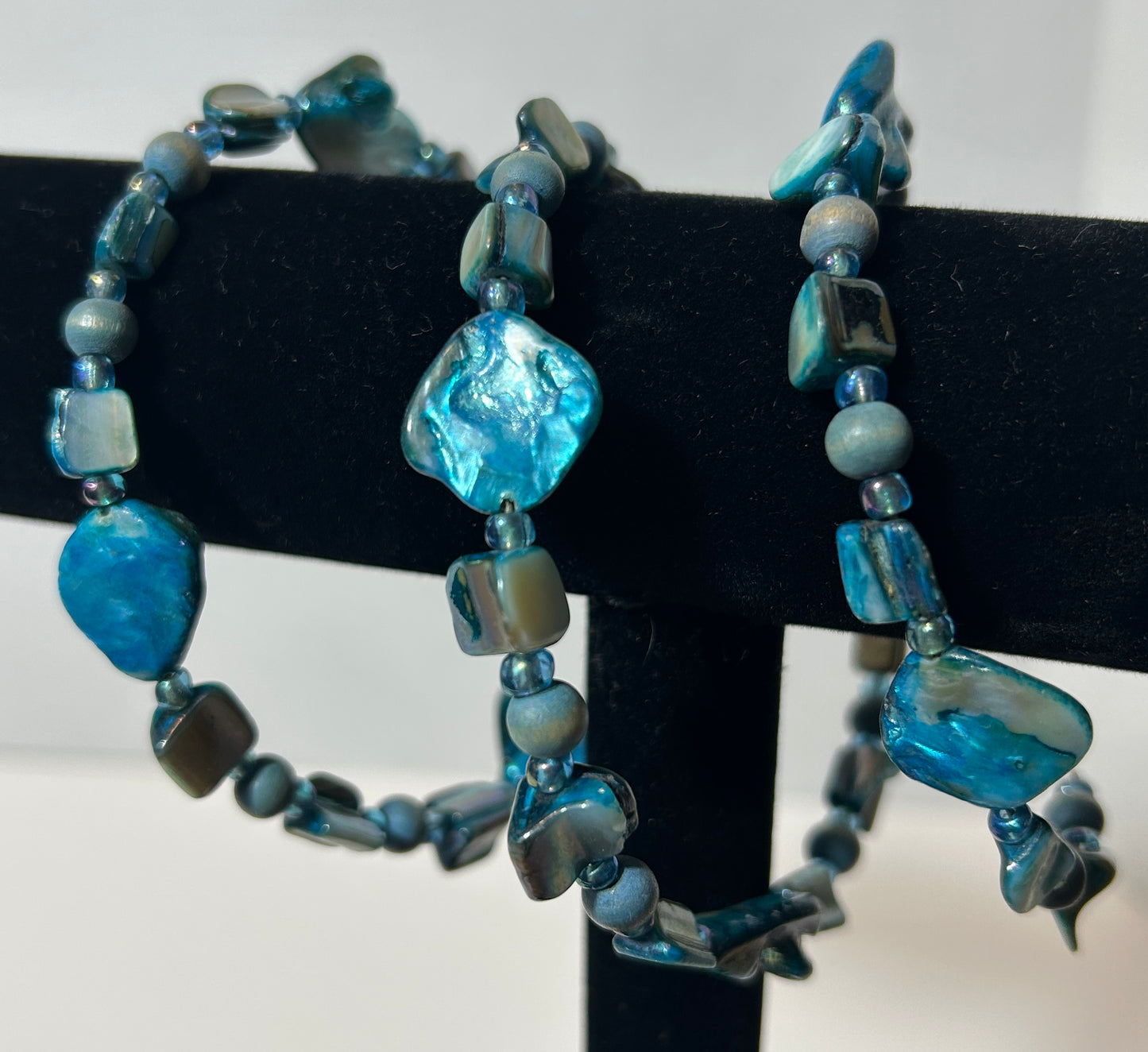 Iridescent Blue Shell Coil Wrap Bracelet – Single Strand Ocean-Inspired Statement Jewelry