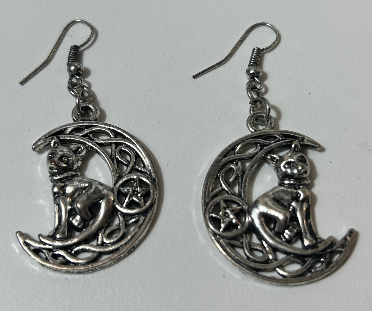 Witchy Silver Cat on Crescent Moon Earrings with Pentacle – Pagan Wiccan Jewelry