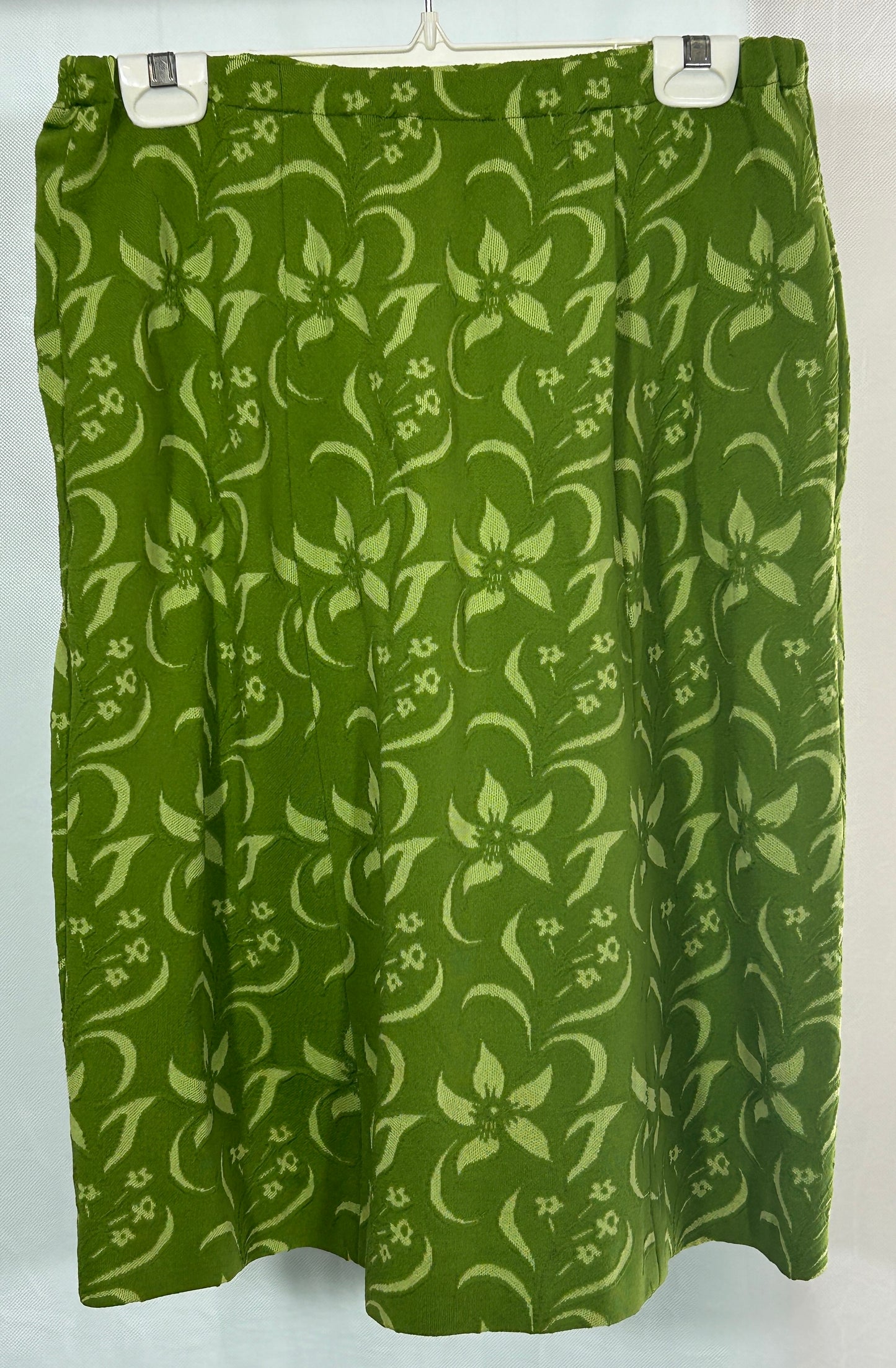 Vintage Korell Knits 1960s Green Floral Knit Two-Piece Set – Button Detail Jacket & Midi Skirt – Mod Retro Suit