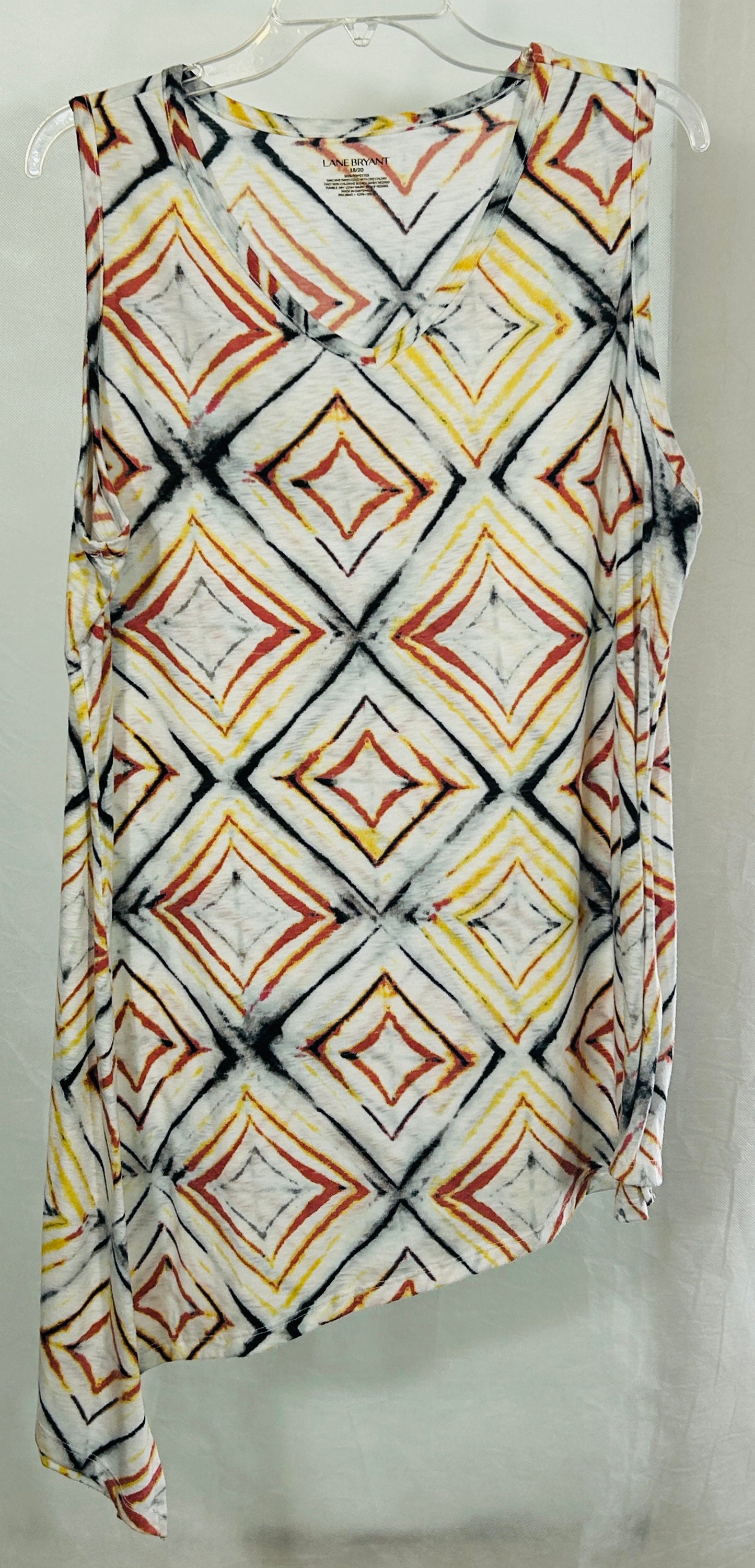 Lane Bryant Sleeveless Asymmetrical Hem Tunic Top 18/20 Multicolor Diamond Print