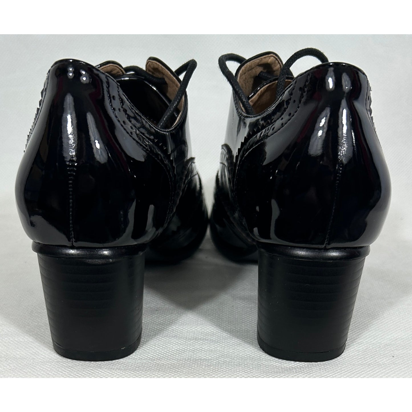 Odema Black Patent Lace-Up Oxford Heels Size 7.5 US, New with Box