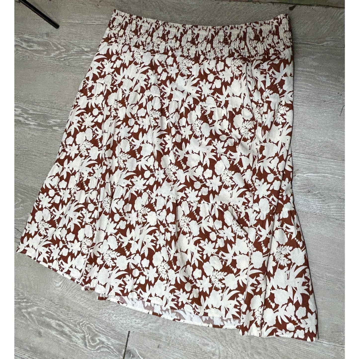 Universal Thread Brown Floral Skirt 3X Cotton Smocked Waist Pockets
