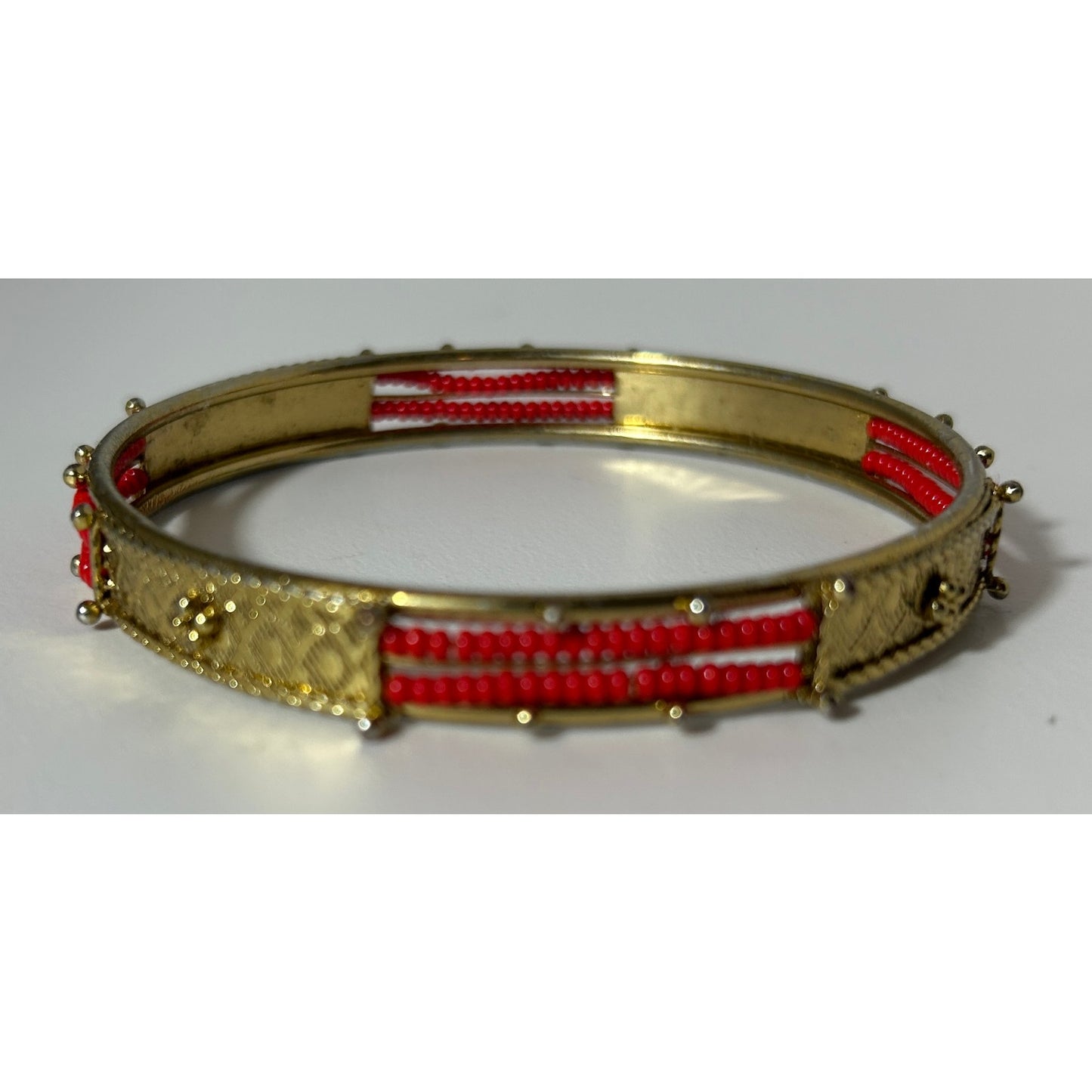 Vintage Red Beaded Gold Tone Bangle Bracelet 8" Boho Jewelry