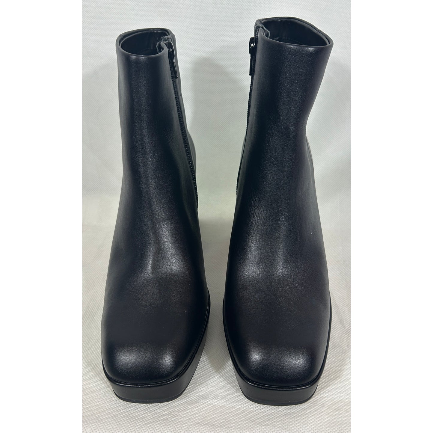 Lisa • Vicky Black Leather Ankle Zip Platform Boots Size 9.5 – Chunky Heel