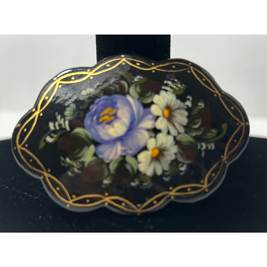 Vintage Hand‑Painted Russian Lacquer Floral Brooch Pin 2.5″ x 1.75″